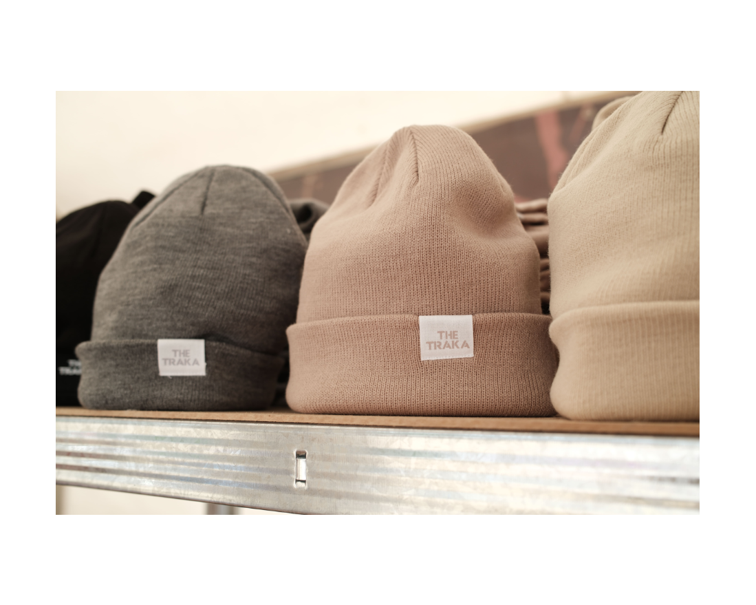 Black BEANIE GES