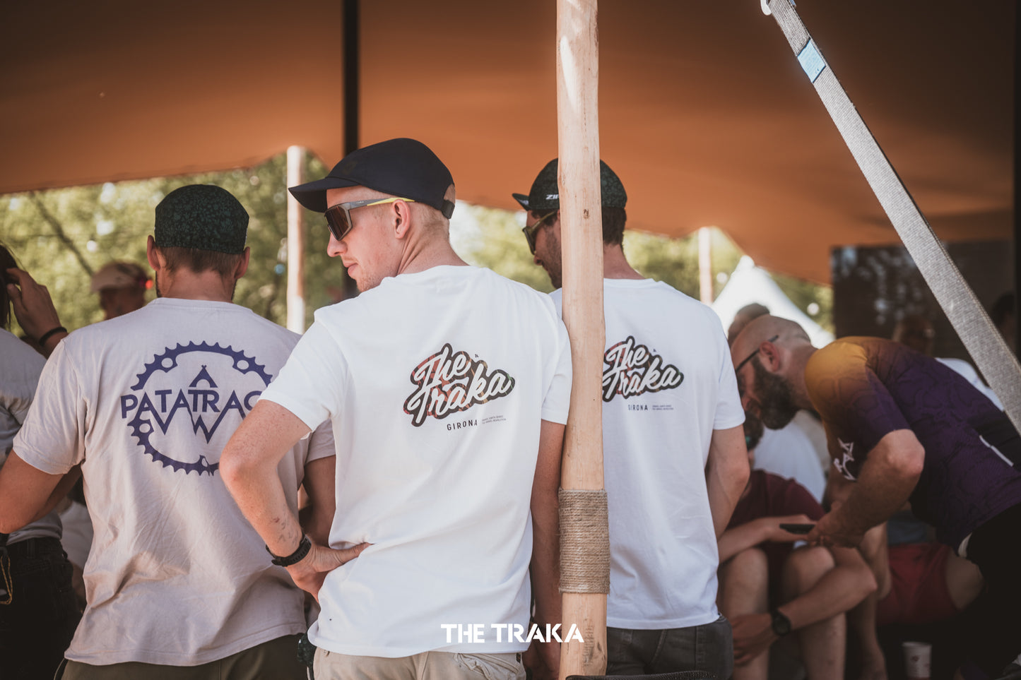 Unisex WHITE Traka retro