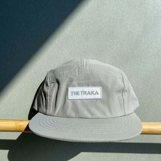 Five Panels Grey Cap Traka Label